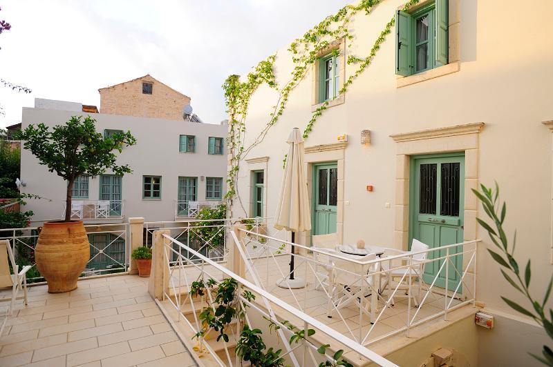 Mythos Suites Boutique Hotel Rethymno  Exterior photo